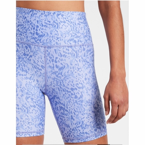 Athleta Women's Lavender Patterned Biker Shorts NWT SZ 1X - Picture 5 of 16